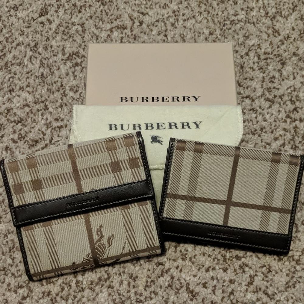 Burberry Wallet & Card Holder